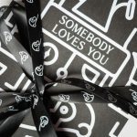 close up of personlied two chimps coffee gift note